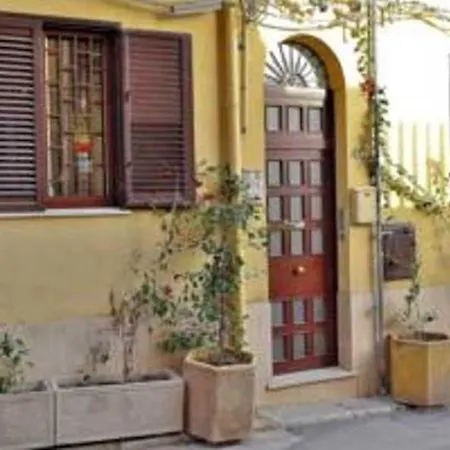 Hotell Alessandra 2*