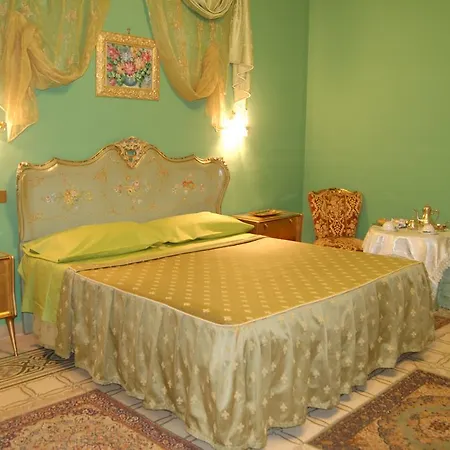 Hotell Alessandra 2*