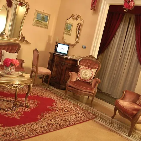 Alessandra Hotel